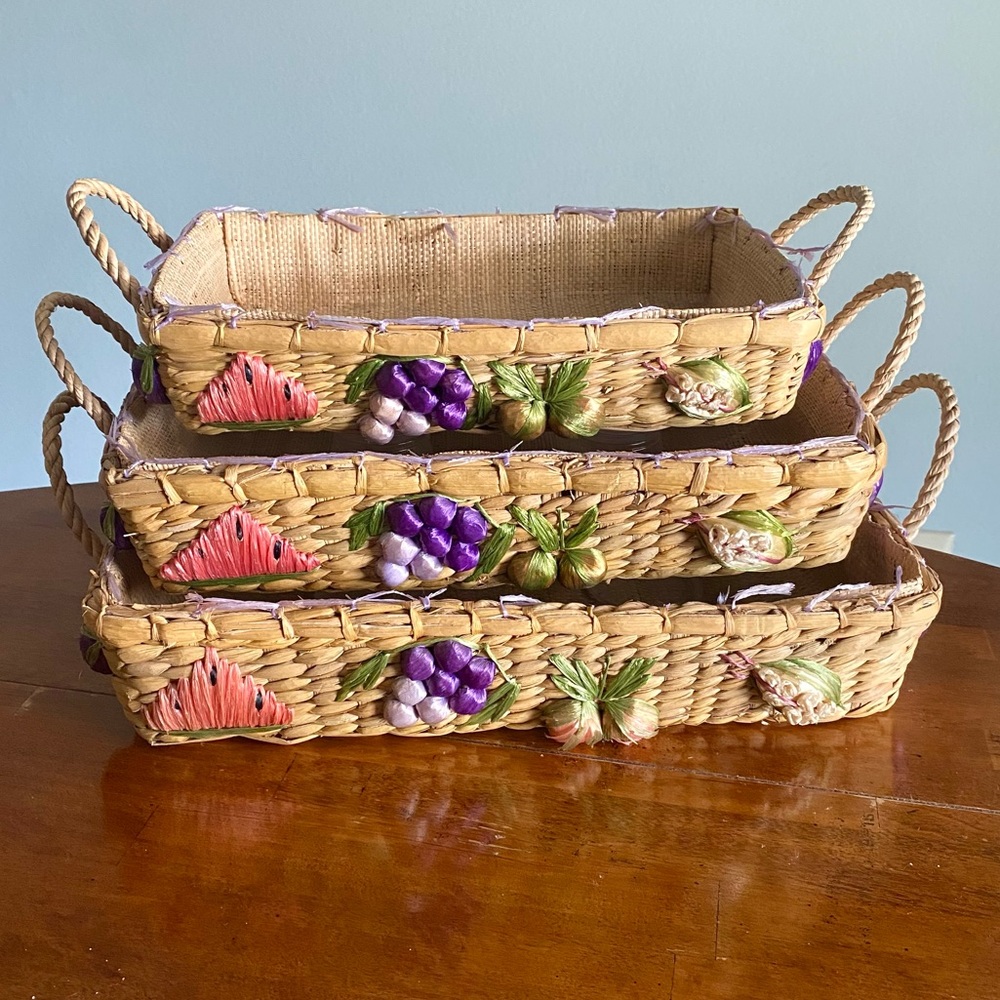 Vintage Raffia Woven Nesting Baskets